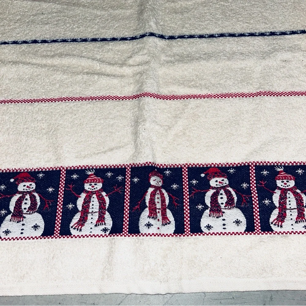 NWT Jubilee Snowman Bath Towel Set